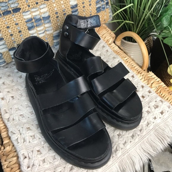 Dr. Martens Clarissa Black Sandals Size 9 - Picture 2 of 5